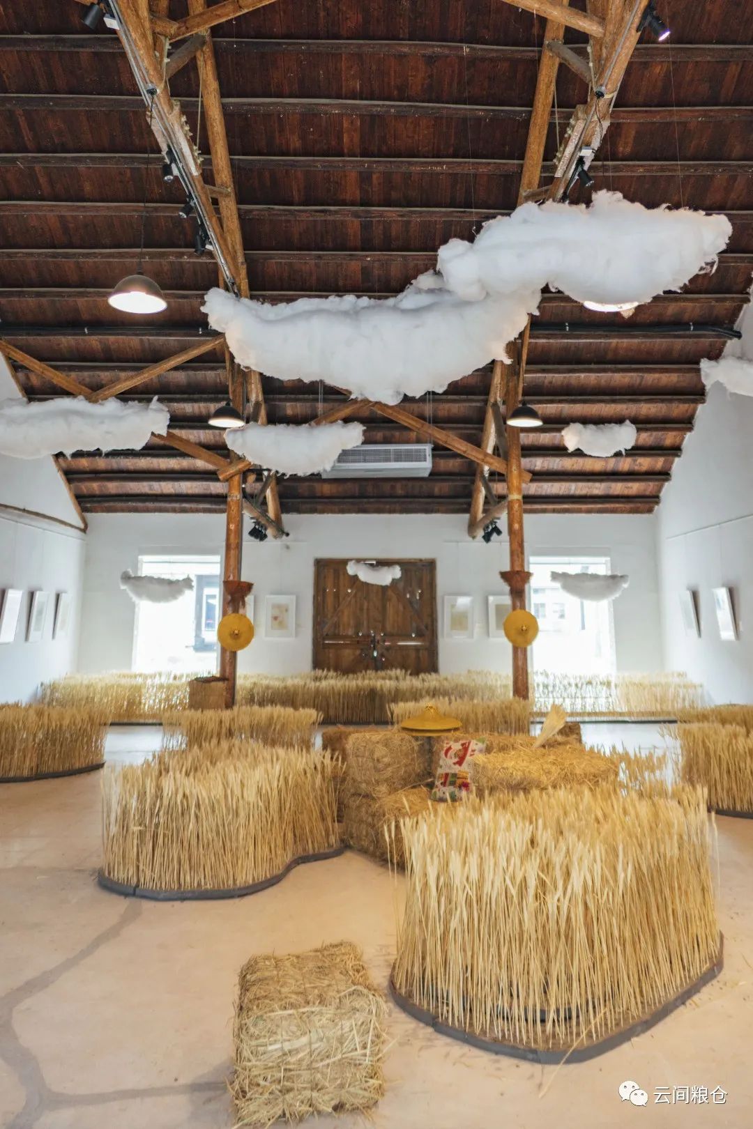 篮球场绿茵场,虹口足球场附近有篮球场