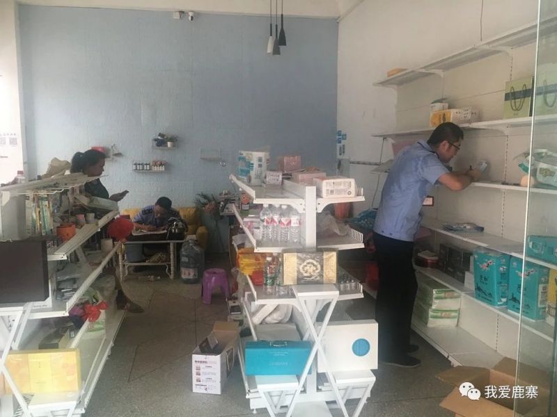 进口化妆品未加贴中文标签,进口的化妆品必须要有中文标识么