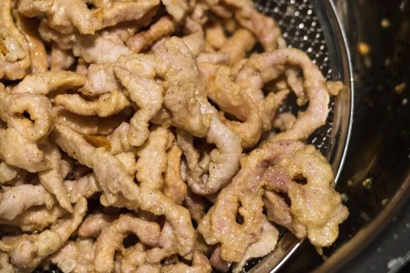 沈阳特色小吃街边摊,沈阳便宜实惠小神店