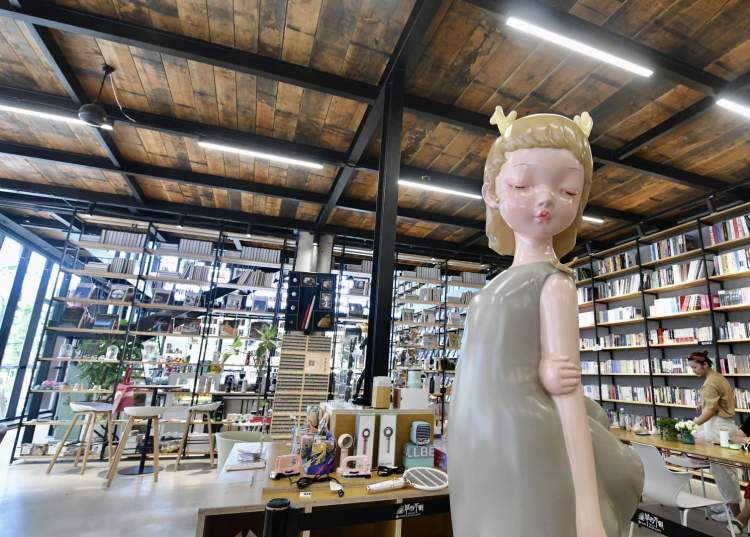 上海最美书店夜晚,上海最美书店地点