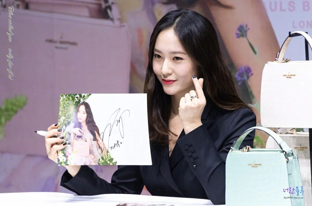 “佛系”营业两年的郑秀晶依旧无人能敌，十年合约到期的她如何选择？