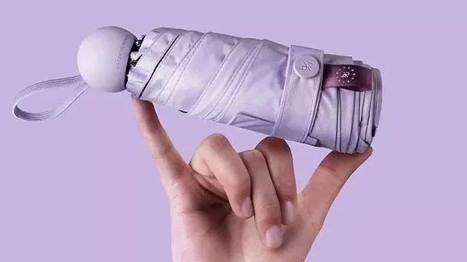 有没有夏天必囤的防晒好物推荐,防晒又不想被晒黑的快来看看