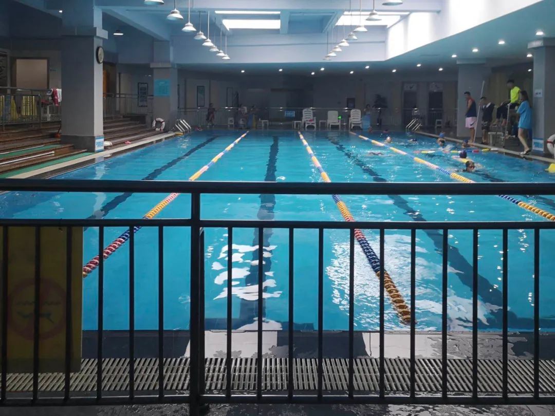 “德阳安医生”自杀事件两年后：被网络*力暴**伤害的两个家庭