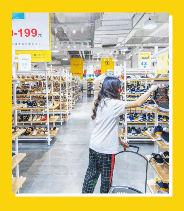 上海荟品仓阿迪达斯男款跑鞋,荟品仓城市奥莱青浦店nike