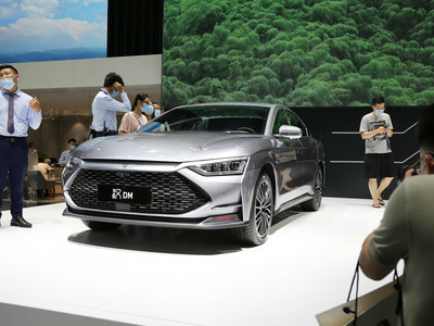 不要轻易去挑衅试驾体验比亚迪汉DM尊贵型