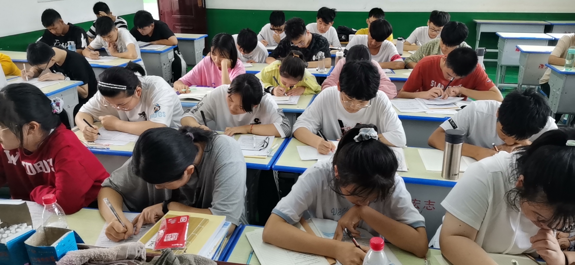 南阳豫龙宏志中学高中,南阳市高新区豫龙宏志学校