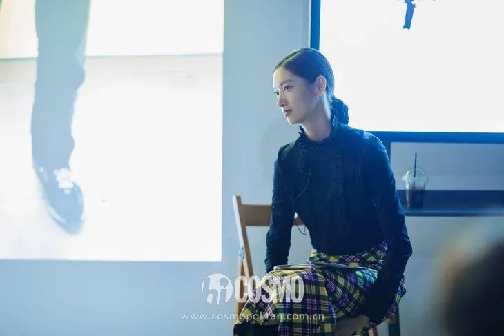 郑秀妍衬衫搭配,郑秀妍2022春夏穿搭