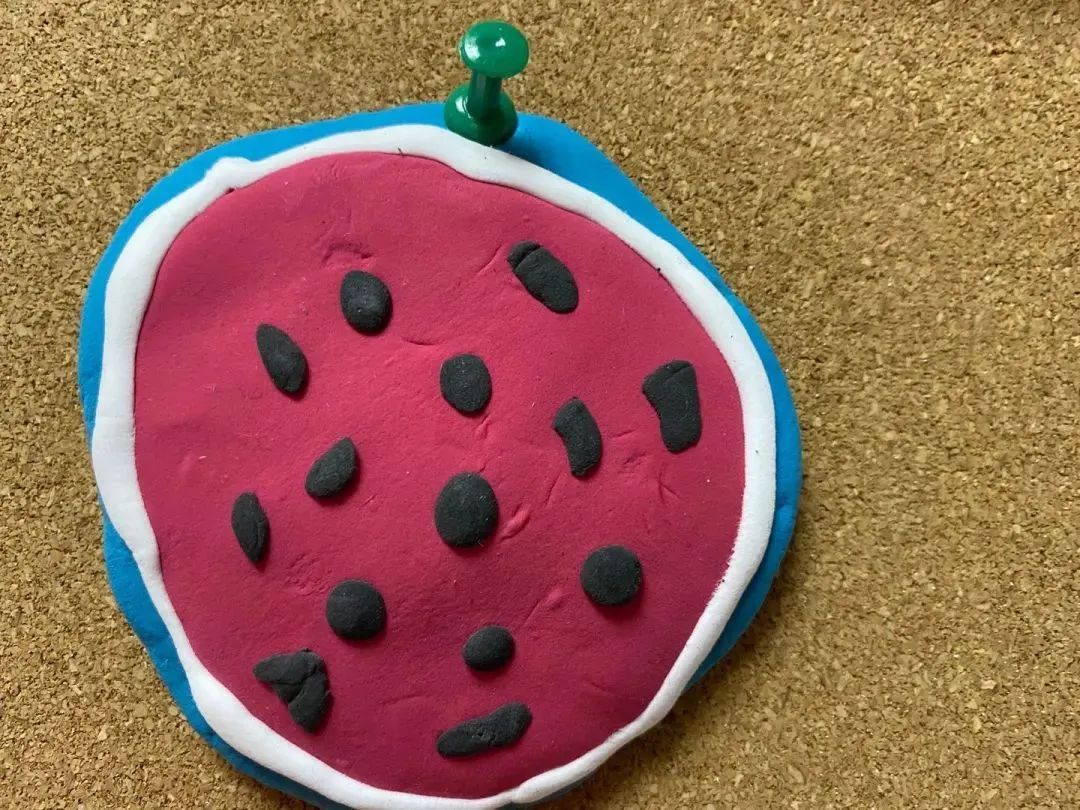 想知道孩子的世界里夏天是什么样吗？——北斗星艺术康复课程作品分享