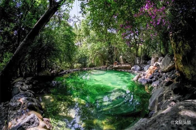 泡温泉红河州,红河州哪里有室内单独泡温泉的