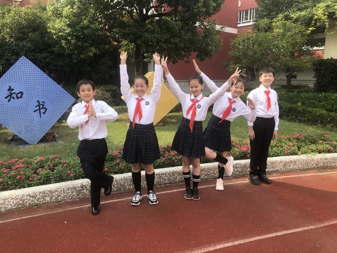 长宁实验学校荆门校服,上海所有款式校服