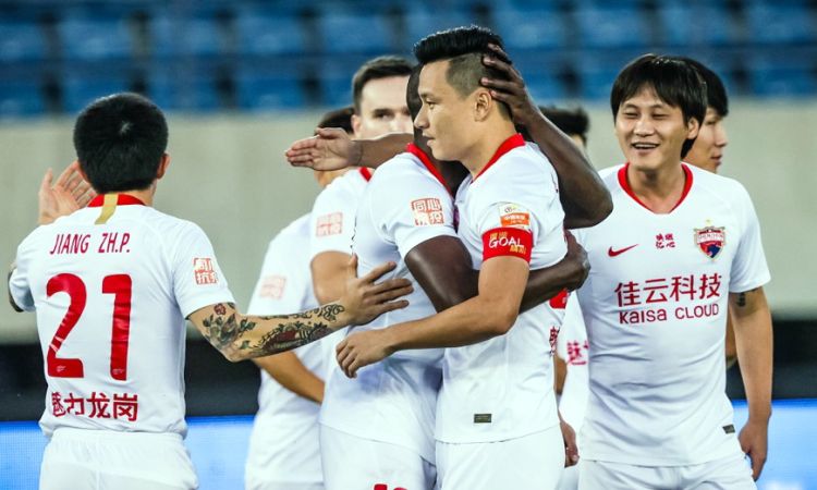 深圳佳兆业足球精彩比赛,深圳佳兆业马里一脚吊射进球