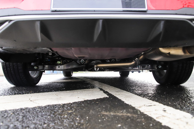 起亚k5凯酷试驾高速,起亚k5凯酷270t百公里加速