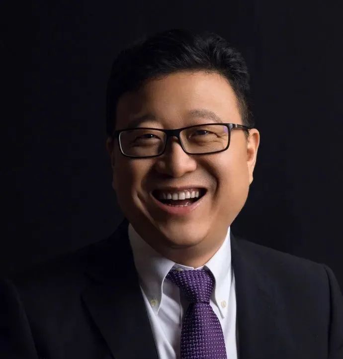 黄峥的四十句话,黄峥出身