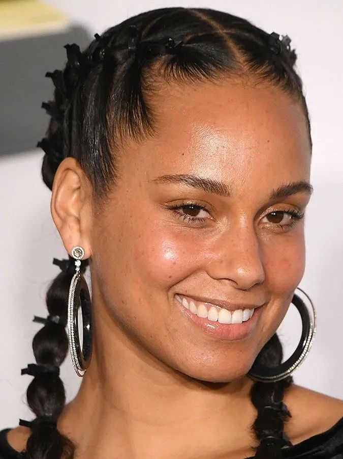 会走秀的程序员VS卖美妆的老友记，你更pick谁？