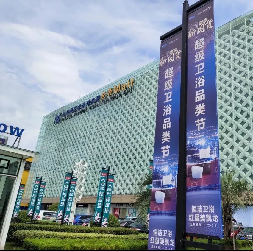 坐着地铁看浦东｜美到惊艳！童话乐园、古镇园林、跑酷金字塔……这条地铁线都能到，还能跨省游