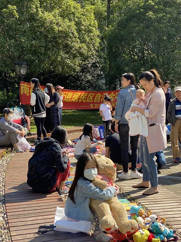 鍗楃爜澶磋閬撶殑鏃ヨ,鍗楃爜澶磋矾鐢熸椿鏃ヨ