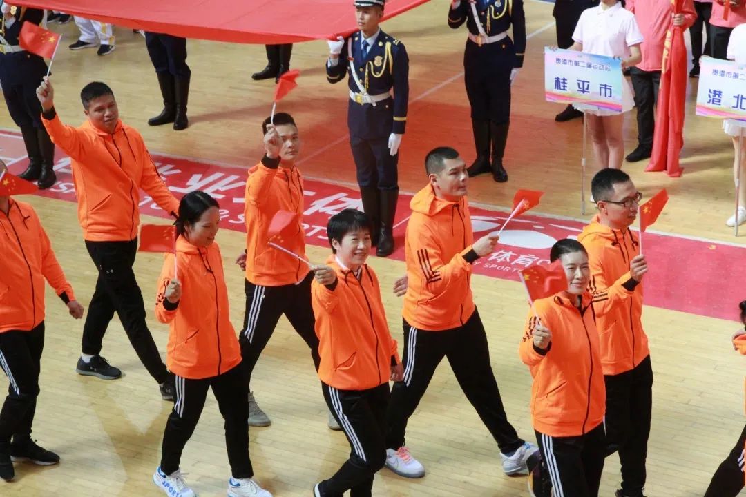 广西贵港市举办全区运动会,广西贵港运动会开幕式贵港代表团