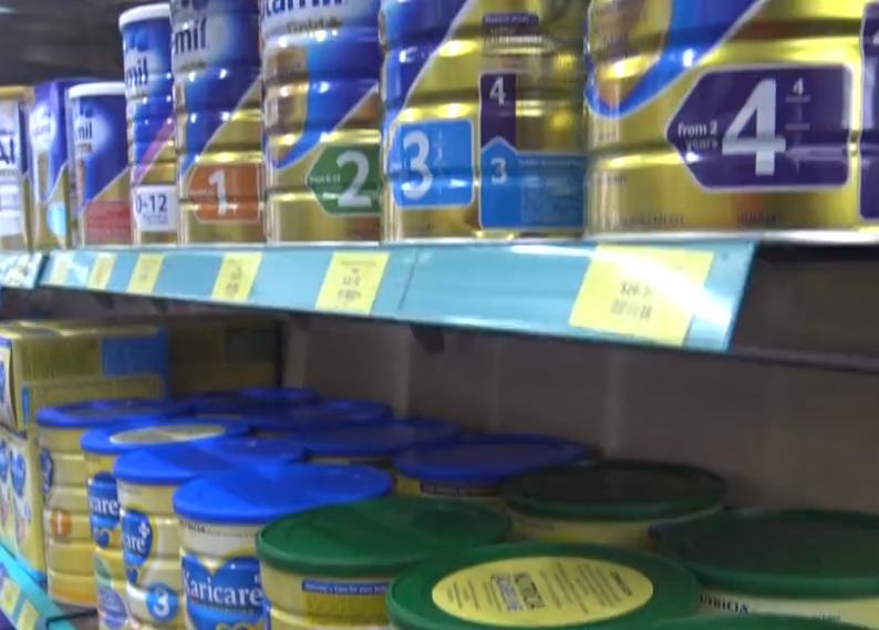 中国代购扫光奶粉事件,中国代购的前景和现状