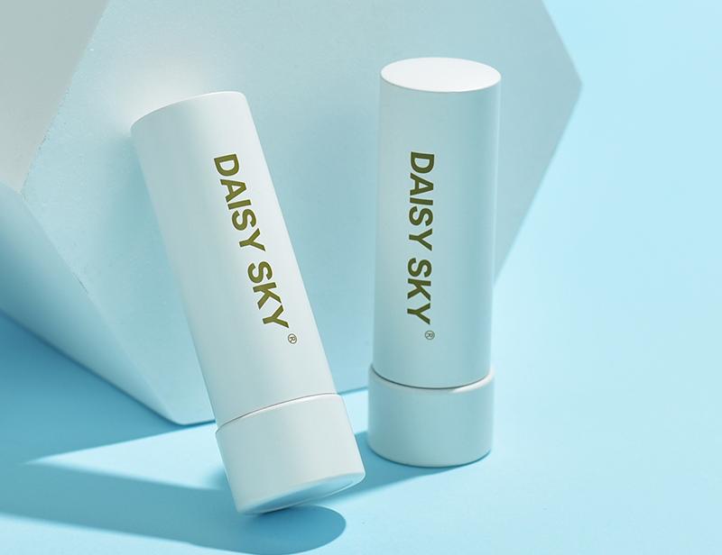 “唇膏买错会致癌！”：选东西，一定要看成分