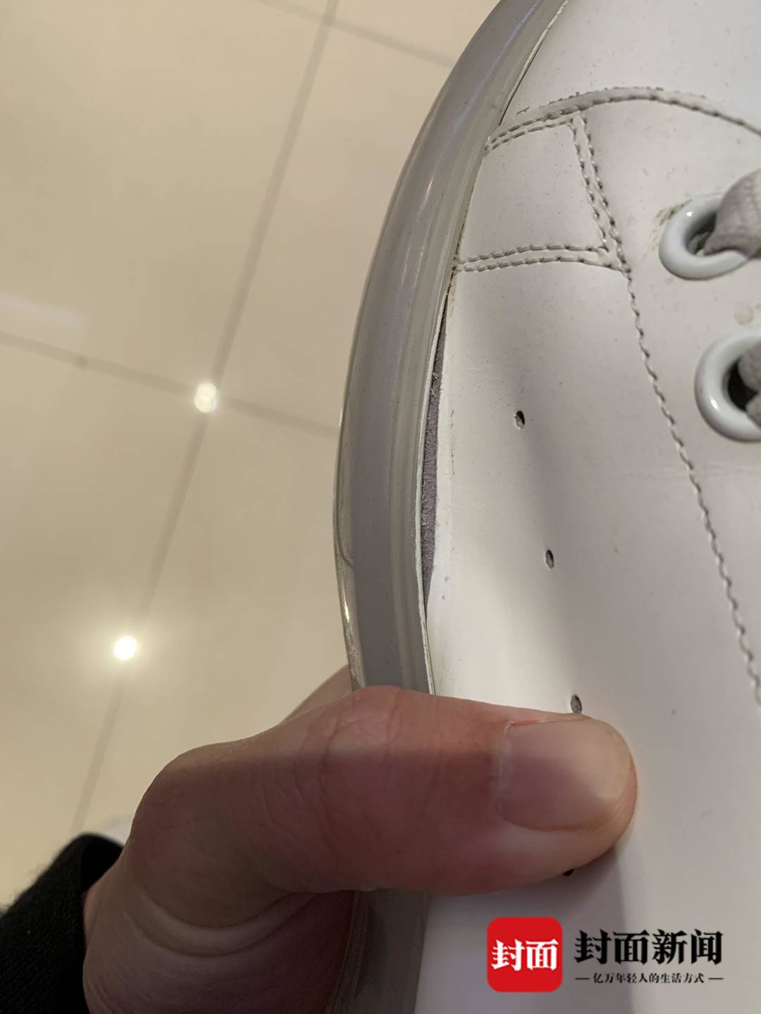 买鞋没穿一个月开胶怎么维权,4400元鞋子