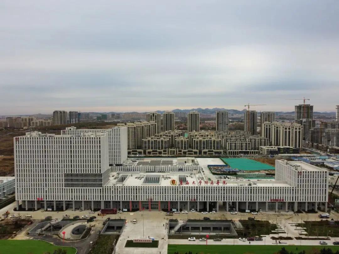 青岛大学附属医院门诊时间表,青岛大学附属医院几点开诊