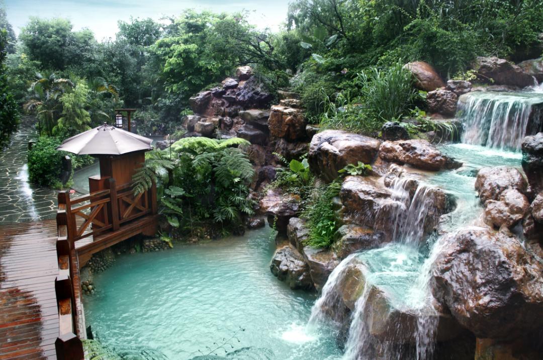 天冷就想泡温泉从化特色温泉盘点,广州增城碧桂园金叶子温泉团购