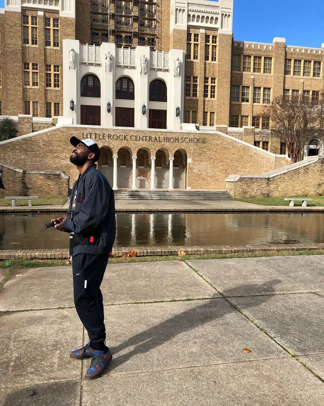 鍥藉唴绡悆鑱旇禌缇ゆ浜嬩欢,鍏ㄩ槦鍥存瑁佸垽