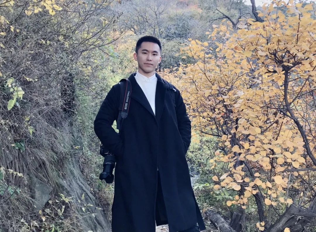 向优秀青年看齐,向优秀的人才们看齐的表现