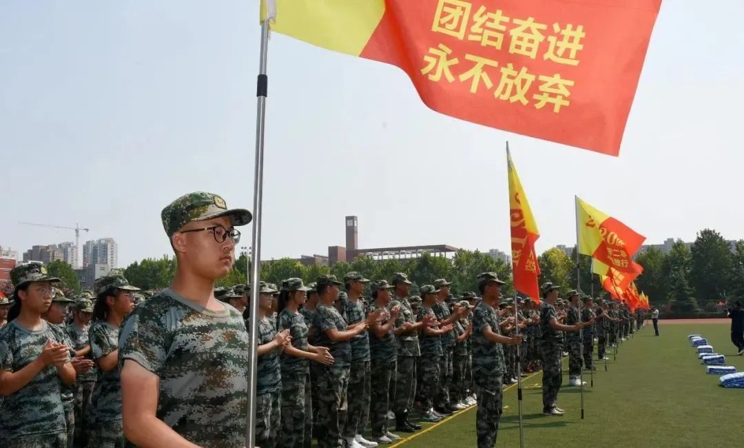 沁阳一中入围全国文明校园,沁阳一中荣获全国文明学校直播