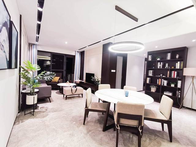 三亚海棠湾希尔顿攻略,三亚湾亚龙湾旅游攻略