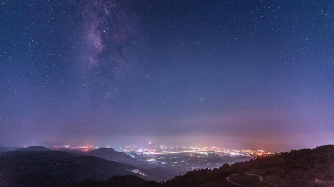 宝鼎寺夜晚,宝鼎寺里面有什么