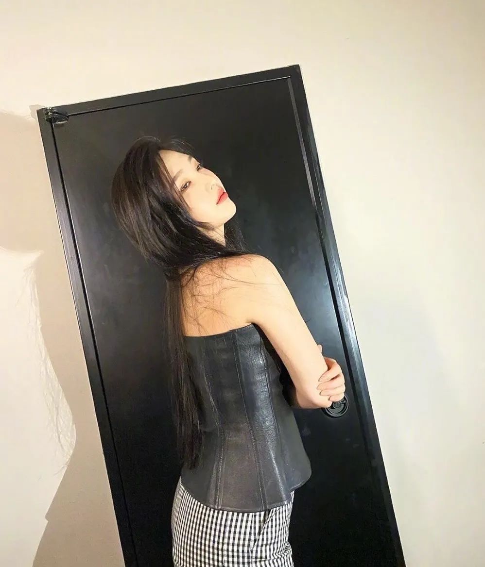 泫雅朴秀荣裴珠泫,泫雅腿围