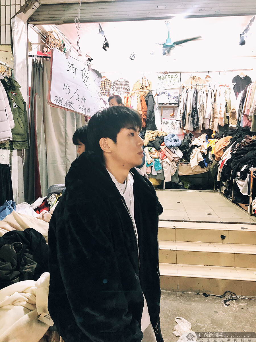 潮流穿搭菜市场,农贸市场衣服穿出时尚