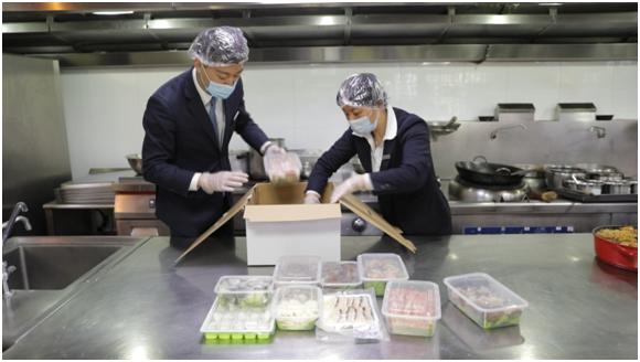 疫情期间年夜饭有新吃法,疫情期间年夜饭怎么样