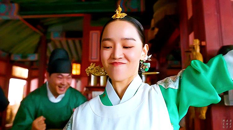 韩版《太子妃升职记》，靠表情包出圈的憨憨女主爱了