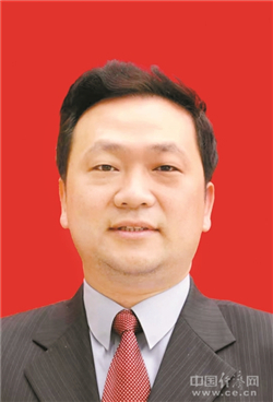 谢杰当选宜宾市政协主席李康当选副主席