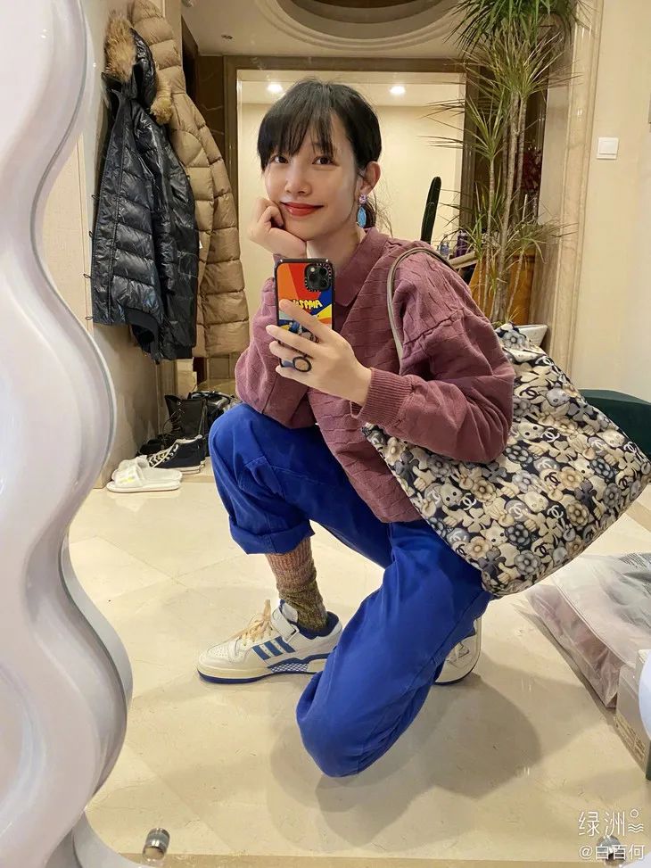 白百何坎肩卫衣,白百何ootd穿搭