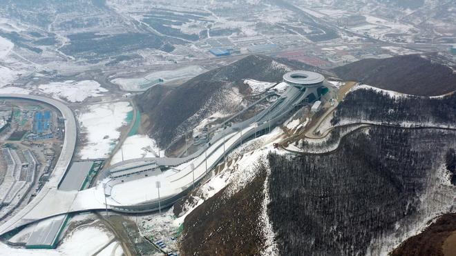 揭秘冬奥场馆体验普利司通冰锐客轮胎