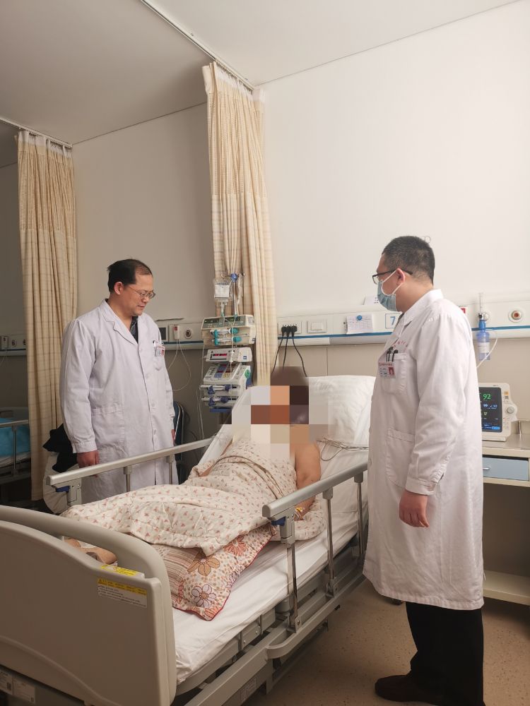 70岁二次开胸心脏手术,老人二次开胸心脏手术风险