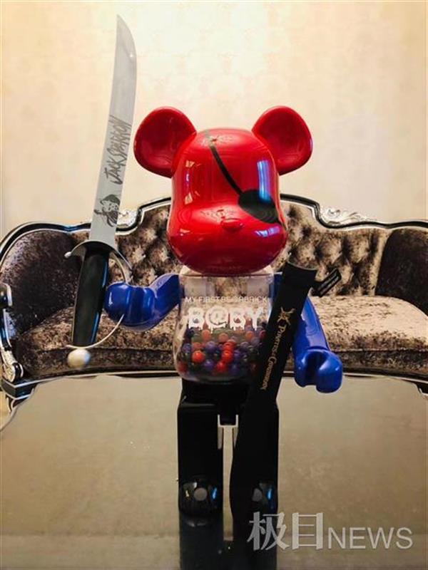 一只价值120万元，年轻人爱玩的熊引发潮流风暴