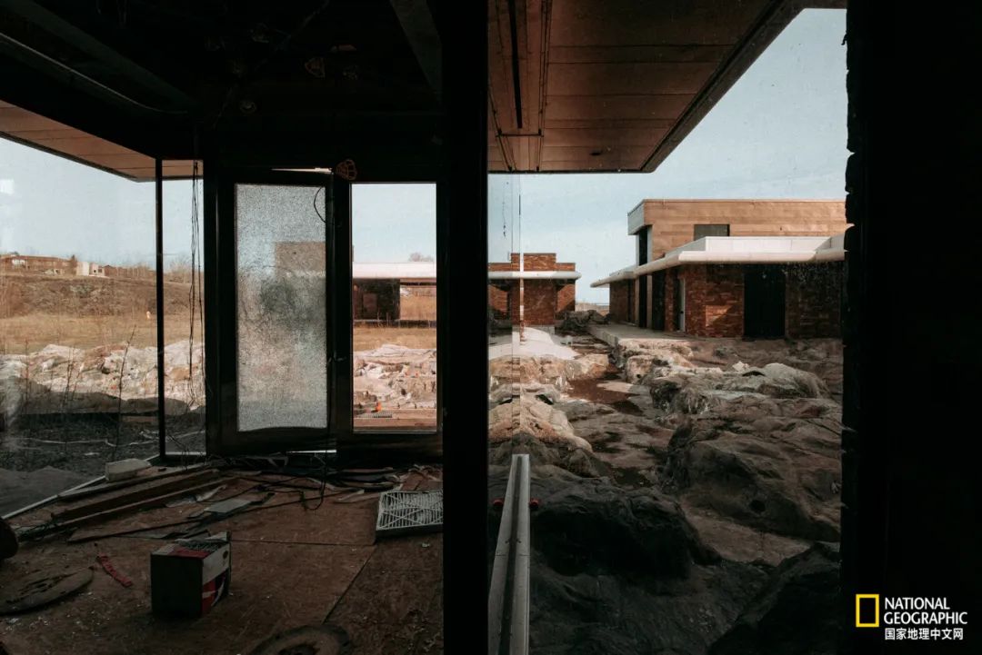 被废弃的私人豪宅,私闯豪宅后续