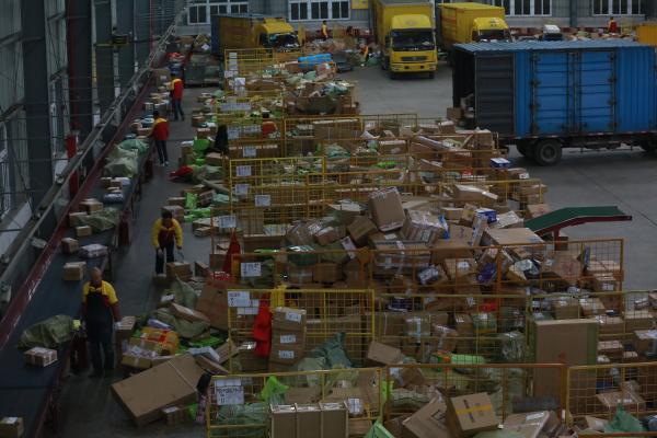 顺丰快递为啥会亏损这么多,顺丰巨亏