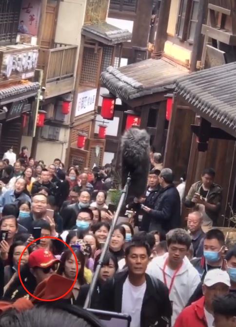 刘晓庆面容苍老遮脸,71岁刘晓庆素颜照片图文