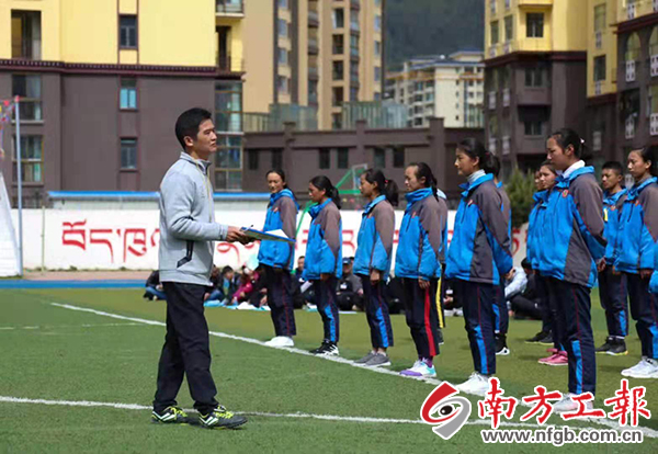 梅州足球俱乐部教练,梅州籍足球教练