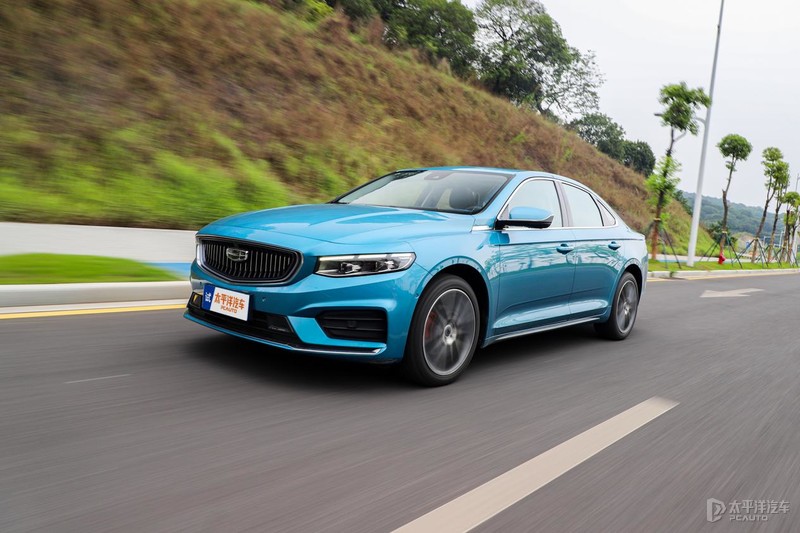 这款贴着吉利logo的“沃尔沃”，凭什么能挑战思域？
