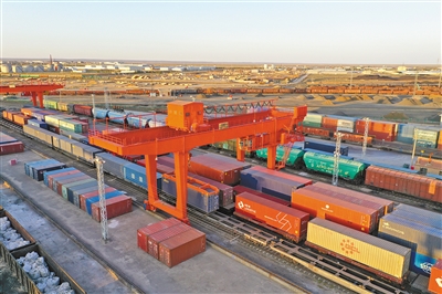 聚焦经营融合提升企业发展力,内蒙古发展现代服务业的措施