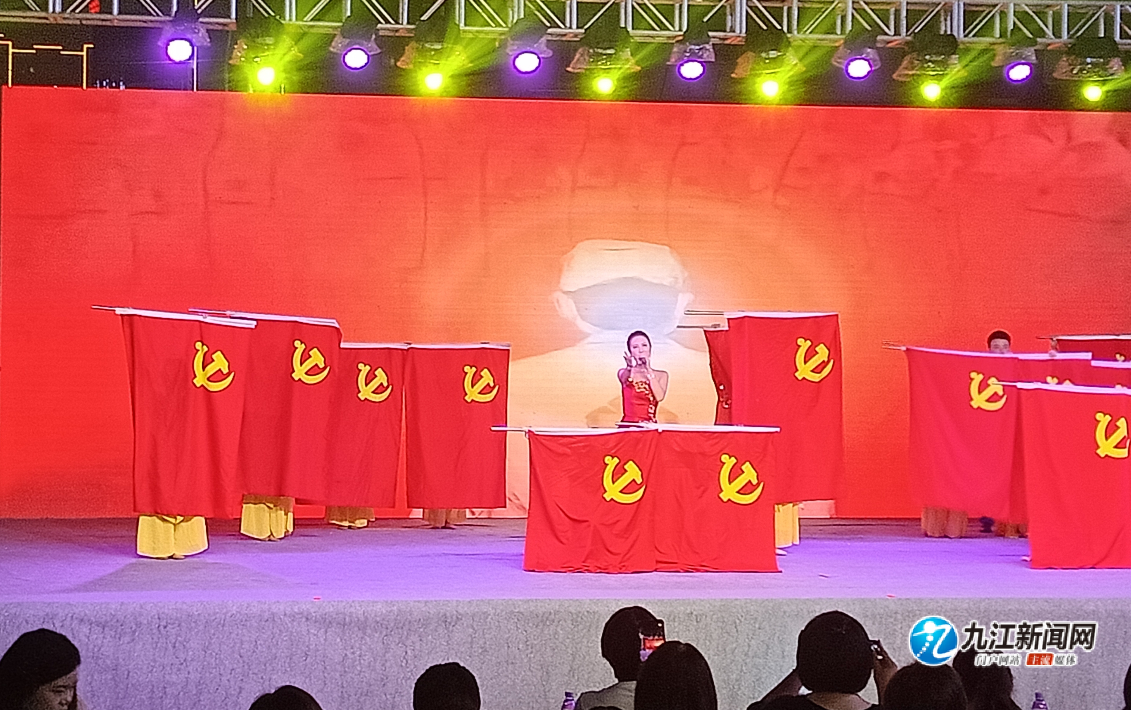 颂歌献给党启航新时代大合唱,献礼建党100周年唱响昂扬主旋律