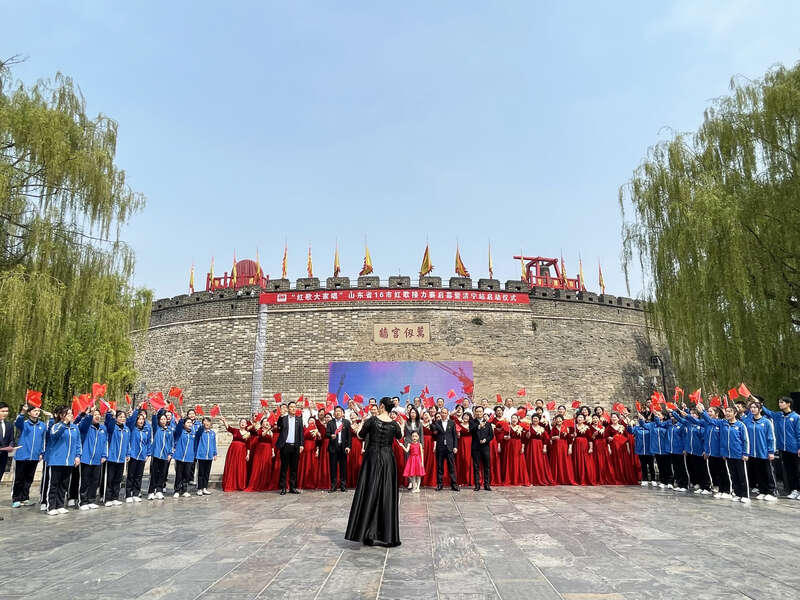 追忆峥嵘岁月重温建党风采团课,团课以青春之眼观建党百年的意义