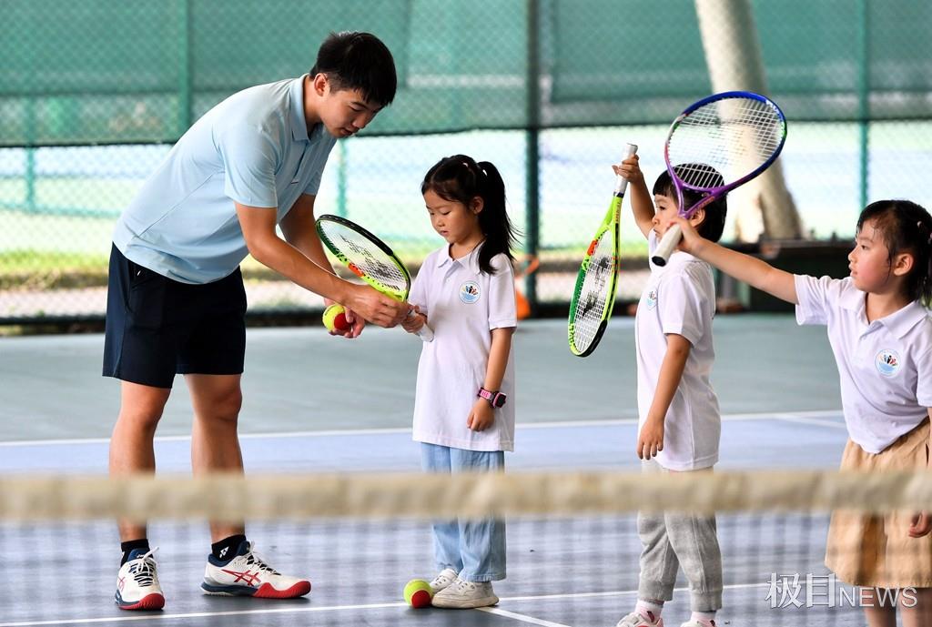 170个培训点免费培训，1万多名学员入营，武汉市青少年体育夏令营开营了