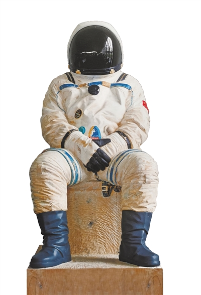 百炼成钢的精神塑像,为革命先辈雕塑传承红色记忆